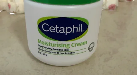 Cetaphil cream demo